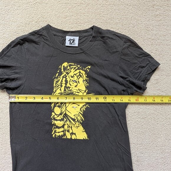 Sam Flores Tiger Baby Upper Playground Original 12 Grain T-shirt Women's Small - Picture 6 of 7
